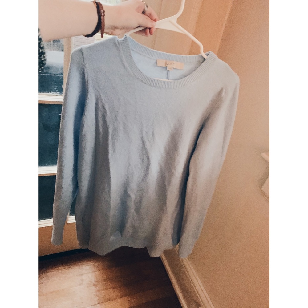 COZY OVERSIZED BABY BLUE SWEATER// FITS LIKE A L//